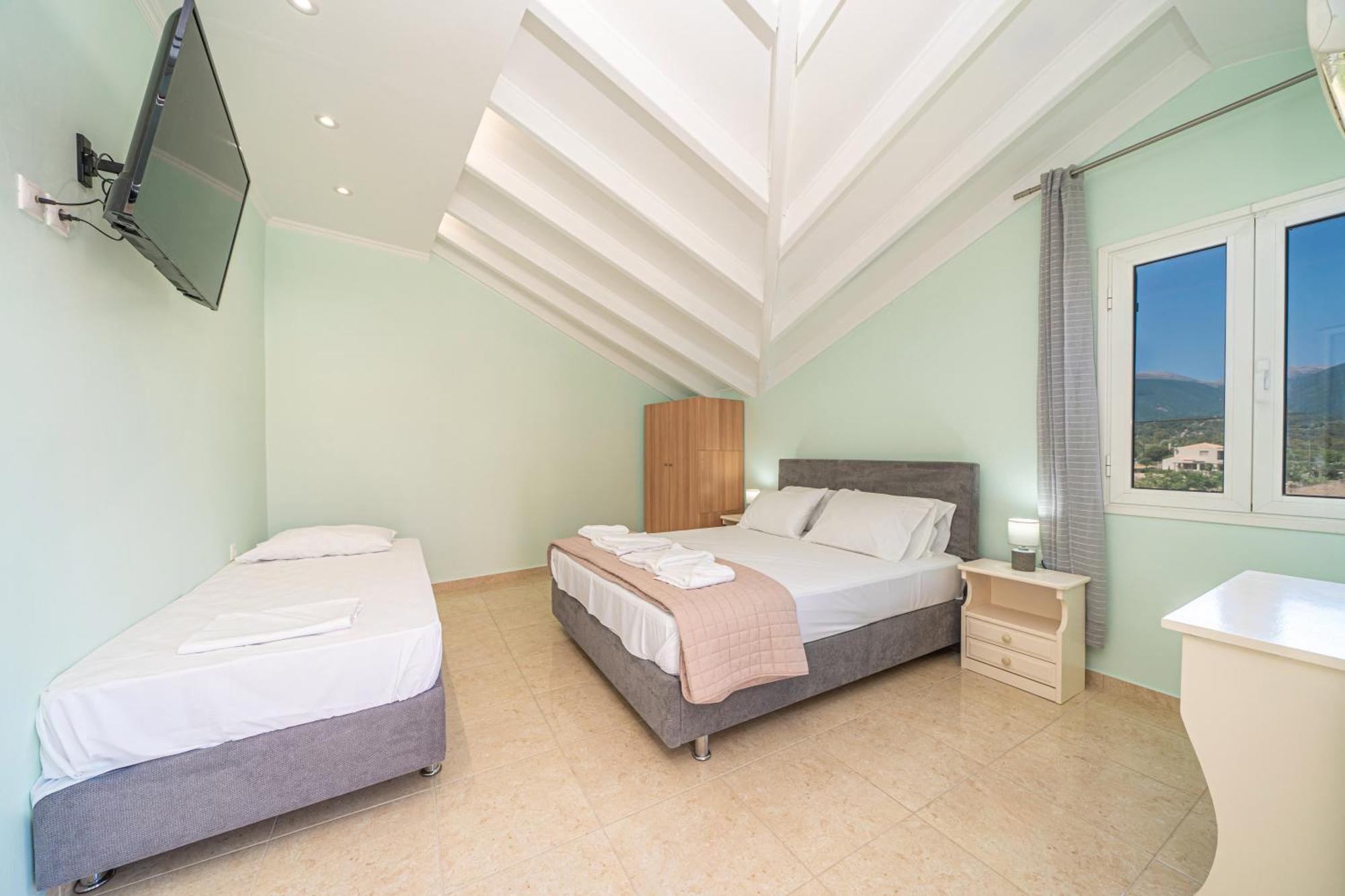 Filalithis Studios & Apartments Sami  Bagian luar foto