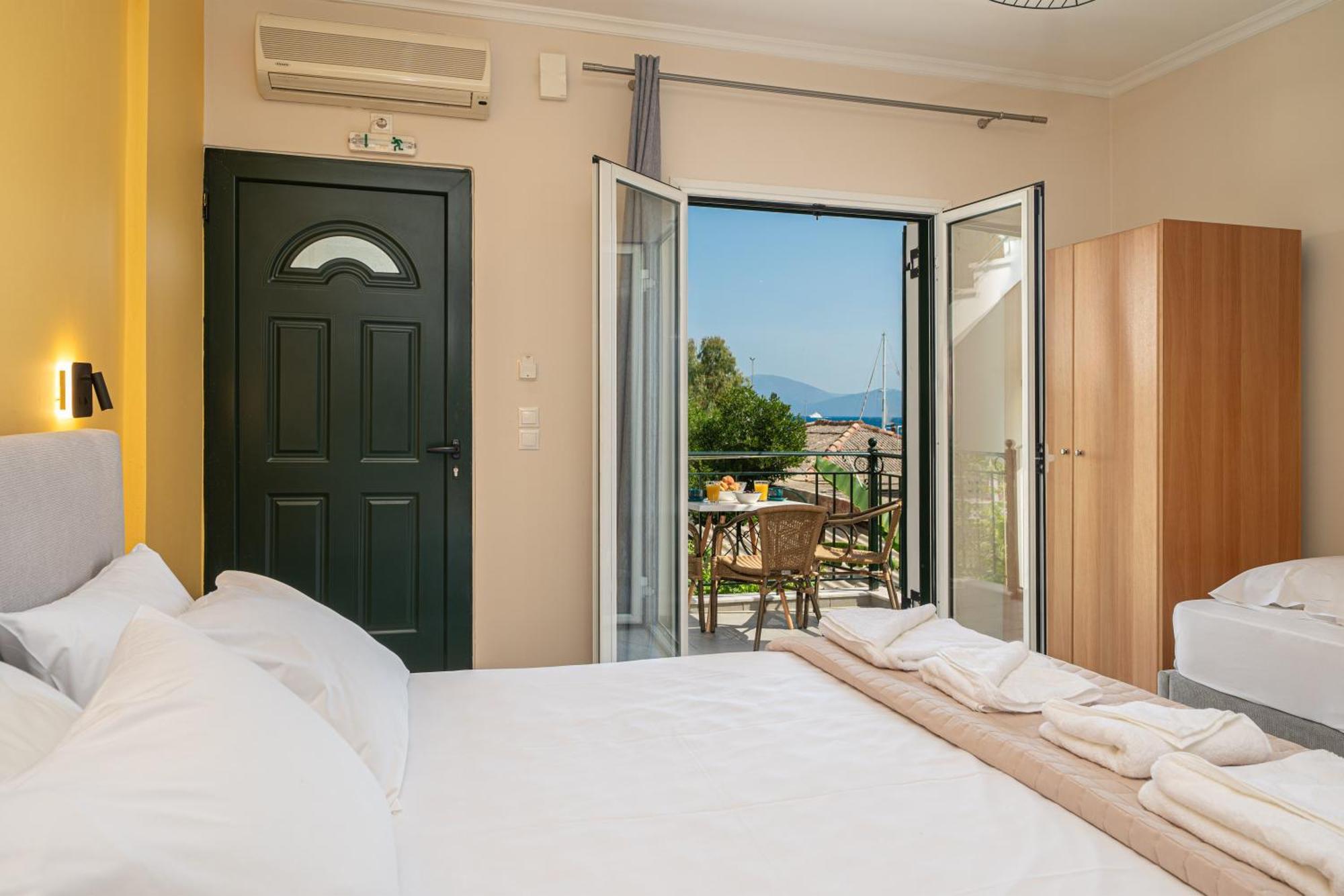 Filalithis Studios & Apartments Sami  Bagian luar foto